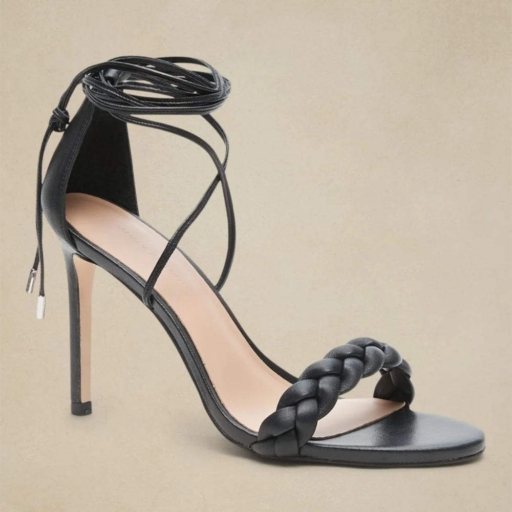 Banana Republic Treccia Leather heels